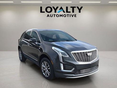 Used 2022 Cadillac XT5 Premium Luxury w/ Technology Package FWD image 7