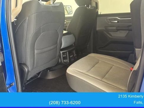 Used 2019 RAM 1500 Big Horn AWD/4WD image 18