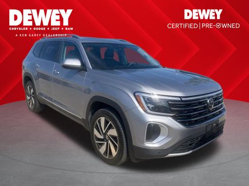 Used 2024 Volkswagen Atlas SEL AWD/4WD image 1