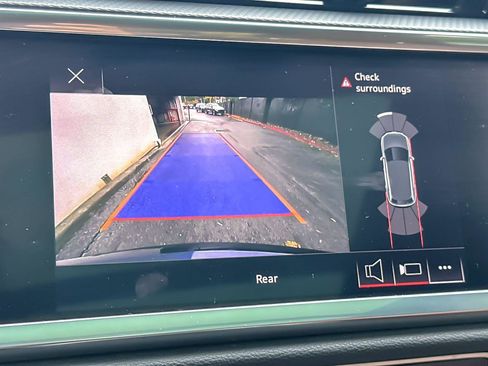 Used 2022 Audi Q3 2.0T Premium image 18