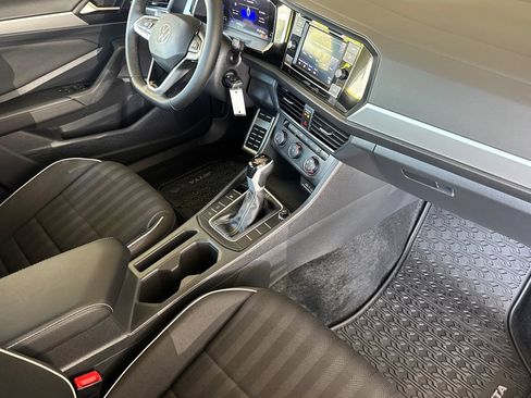 Used 2024 Volkswagen Jetta Sport FWD image 15
