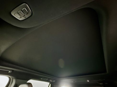 Used 2022 Ford Expedition Max Limited AWD/4WD image 26