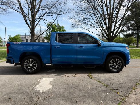 Used 2025 Chevrolet Silverado 1500 RST AWD/4WD image 29