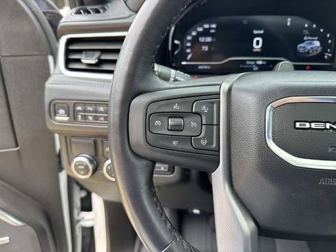 Used 2024 GMC Yukon XL Denali w/ Denali Reserve Package RWD image 26