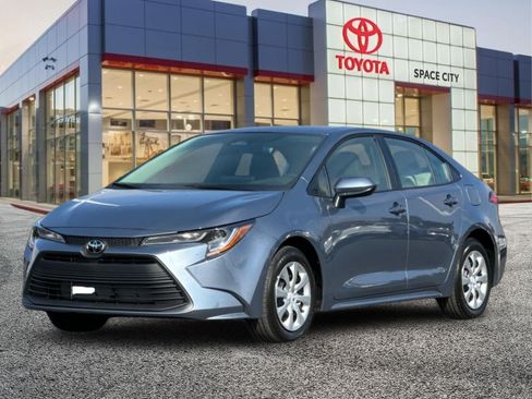 New 2026 Toyota Corolla LE FWD image 2