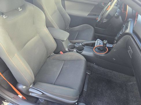 Used 2015 Scion tC image 18