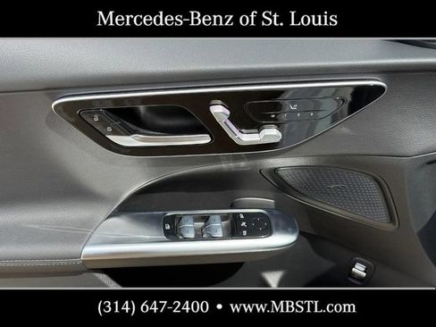 New 2026 Mercedes-Benz C 300 4MATIC Sedan image 13