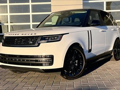 Used 2025 Land Rover Range Rover SE