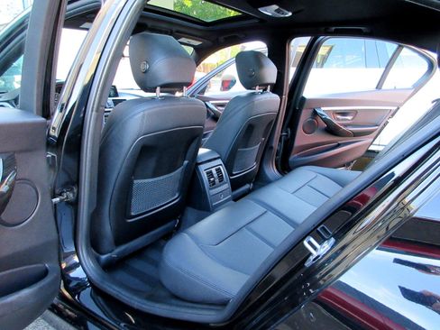 Used 2017 BMW 330i Sedan image 37