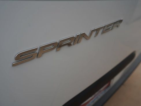 Used 2025 Mercedes-Benz Sprinter 2500 image 6