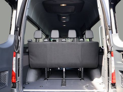 New 2025 Mercedes-Benz Sprinter 2500 image 9