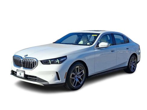 Used 2025 BMW i5 xDrive40 w/ Premium Package image 3