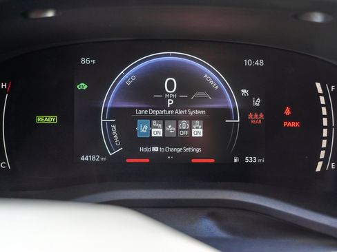 Used 2025 Toyota Camry LE FWD image 39