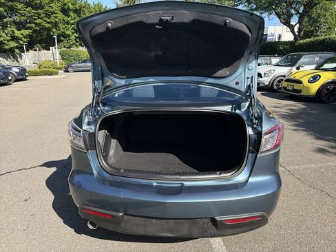 Used 2011 MAZDA MAZDA3 i Touring FWD image 27