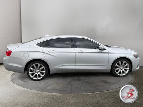 Used 2017 Chevrolet Impala LT FWD image 8