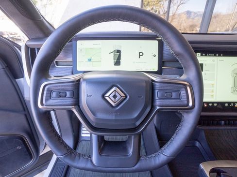 Used 2024 Rivian R1S Adventure image 12