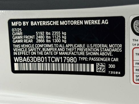 Used 2026 BMW M440i Convertible w/ Premium Package RWD image 31