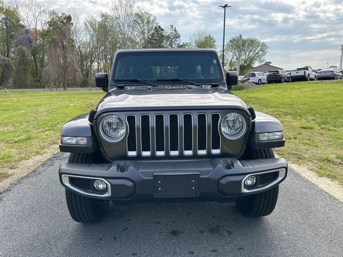 Used 2021 Jeep Wrangler Unlimited Sahara image 2