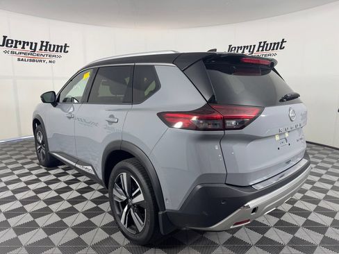 Used 2023 Nissan Rogue Platinum AWD/4WD image 9