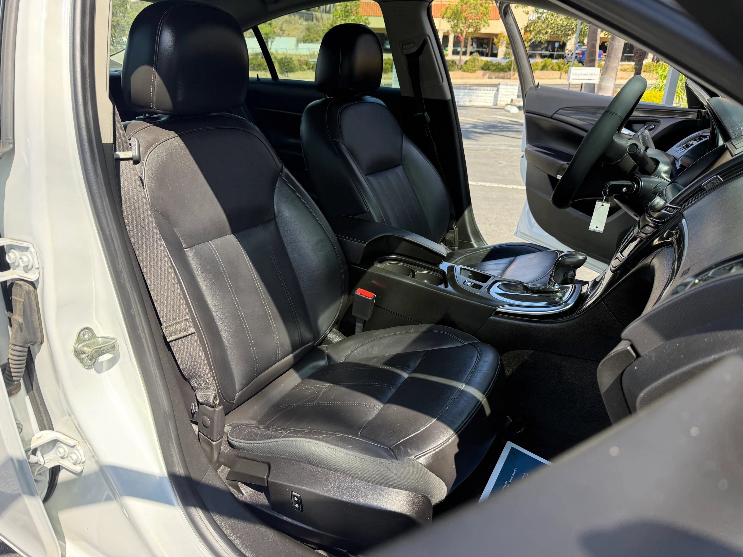 Used 2014 Buick Regal FWD image 13