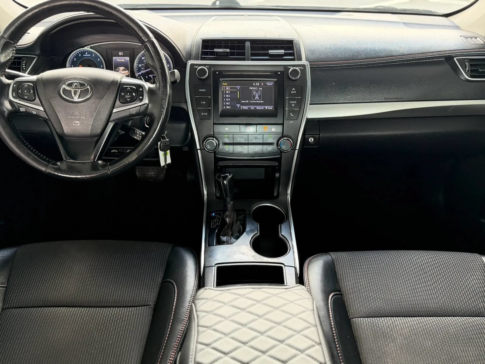 Used 2017 Toyota Camry SE FWD image 15