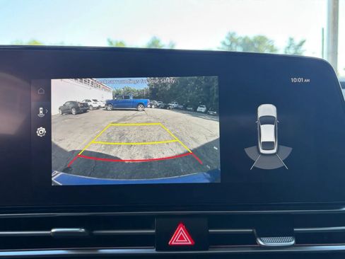 Used 2023 Hyundai Elantra Limited FWD image 34