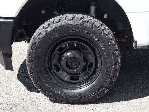 Used 2019 Ford F250 XL w/ Power Equipment Group image 32