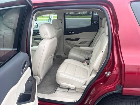 Used 2020 GMC Acadia Denali w/ Trailering Package AWD/4WD image 8