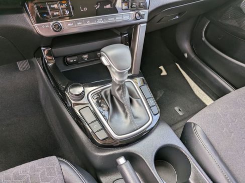 Certified 2025 Kia Seltos S FWD image 25
