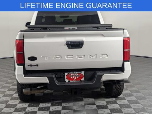 Used 2024 Toyota Tacoma TRD Off-Road AWD/4WD image 7