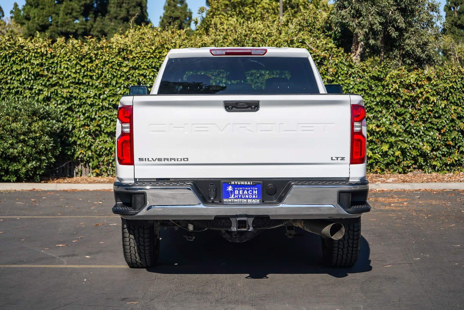Used 2024 Chevrolet Silverado 2500 LTZ AWD/4WD image 5