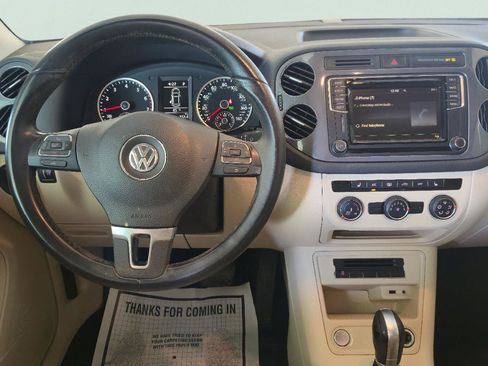 Used 2017 Volkswagen Tiguan S FWD image 16