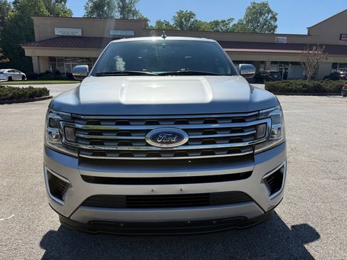 Used 2020 Ford Expedition Max Limited w/ Equipment Group 301A RWD image 4
