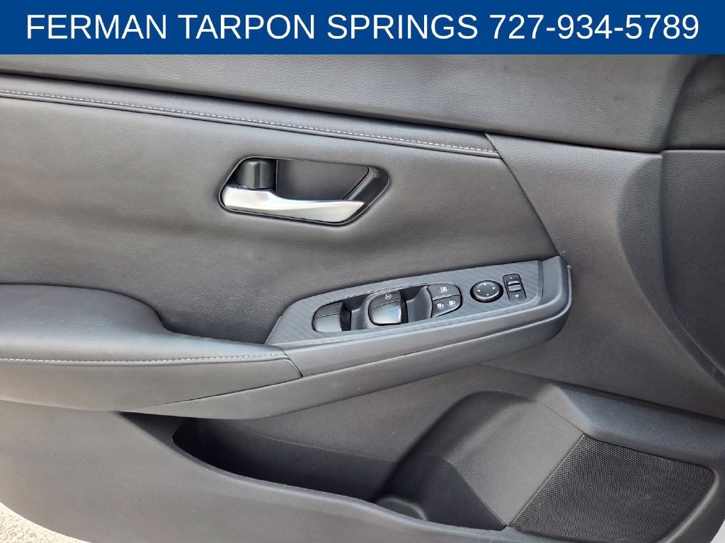 Used 2024 Nissan Sentra SV FWD image 21