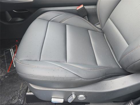 New 2026 Lincoln Nautilus Premier image 15