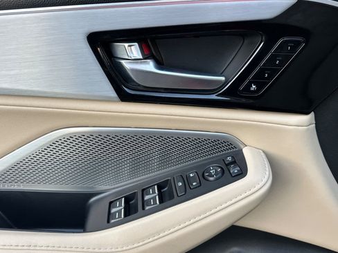 Used 2022 Acura MDX FWD w/ Technology Package image 13