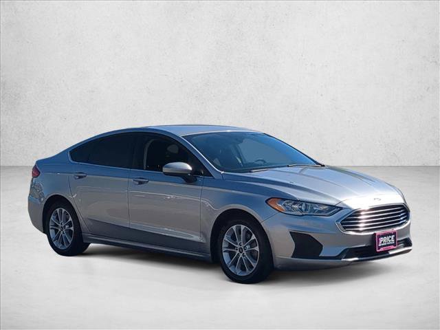 Used 2020 Ford Fusion SE FWD image 3