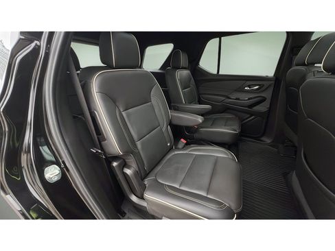 Certified 2023 Chevrolet Traverse Premier w/ Redline Edition image 31