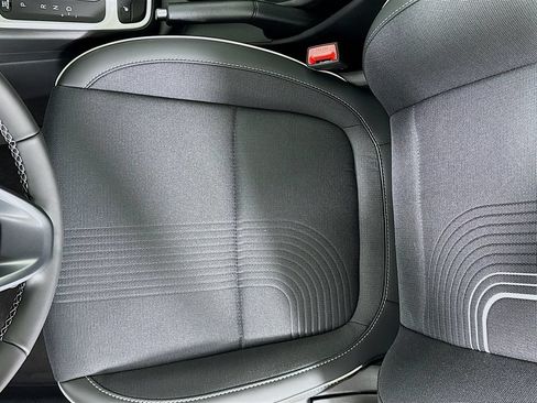 New 2026 Hyundai Venue SEL FWD image 19