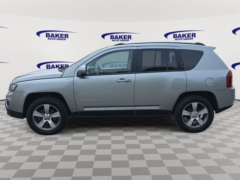 Used 2017 Jeep Compass High Altitude AWD/4WD image 8