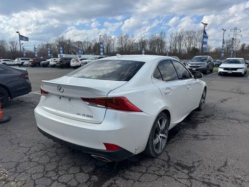 Used 2018 Lexus IS 300 AWD w/ Comfort Package image 2