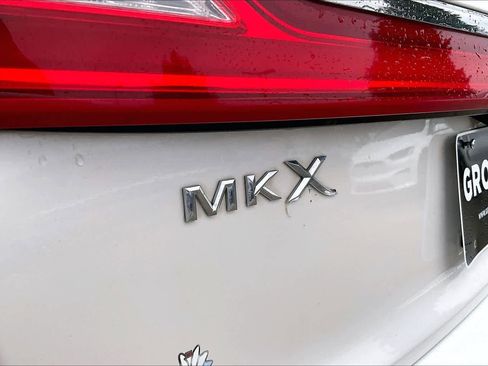 Used 2016 Lincoln MKX Select w/ Select Plus Package image 28