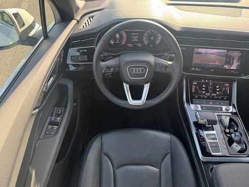 Used 2025 Audi Q7 3.0T Premium Plus AWD/4WD image 13