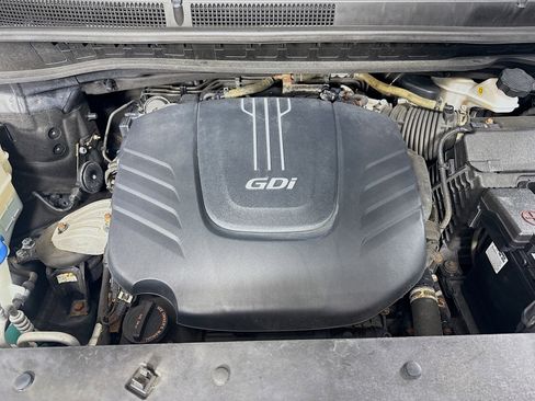 Used 2018 Kia Sedona SX image 37