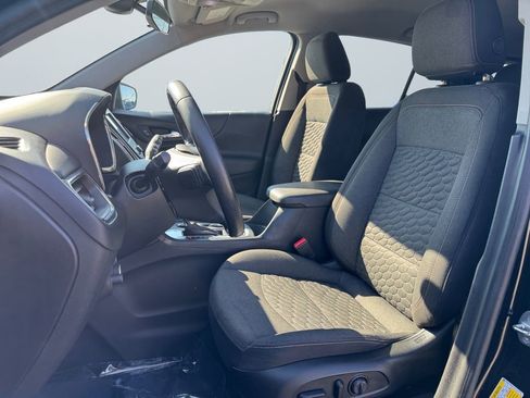 Used 2020 Chevrolet Equinox LT image 9