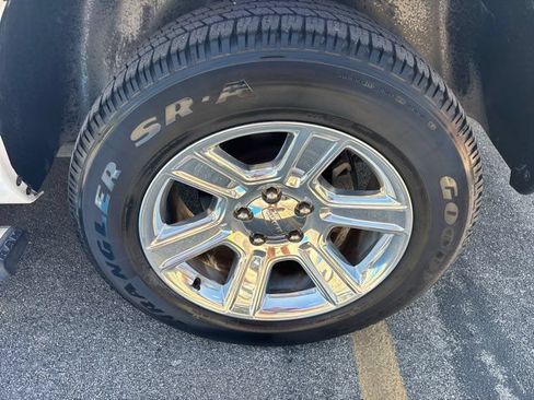Used 2017 RAM 1500 Lone Star RWD image 10