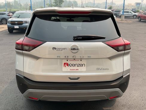 Used 2021 Nissan Rogue SV AWD/4WD image 6