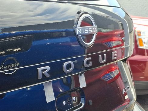 New 2026 Nissan Rogue SV AWD/4WD image 5