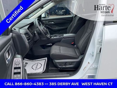 Certified 2025 Nissan Rogue SV AWD/4WD image 22