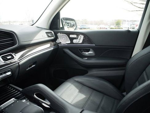 Certified 2023 Mercedes-Benz GLS 450 4MATIC image 25